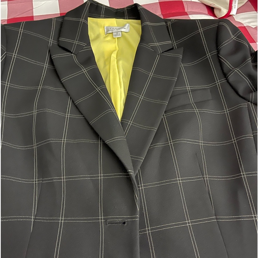Tahari suit
